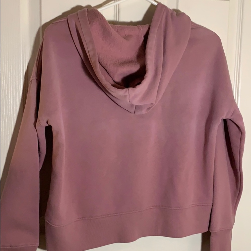 Pacsun Pink cropped hoodie - Picture 2 of 3